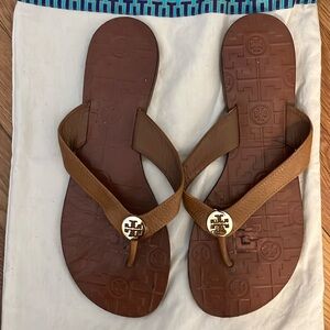 Tory Burch flip flop size 10